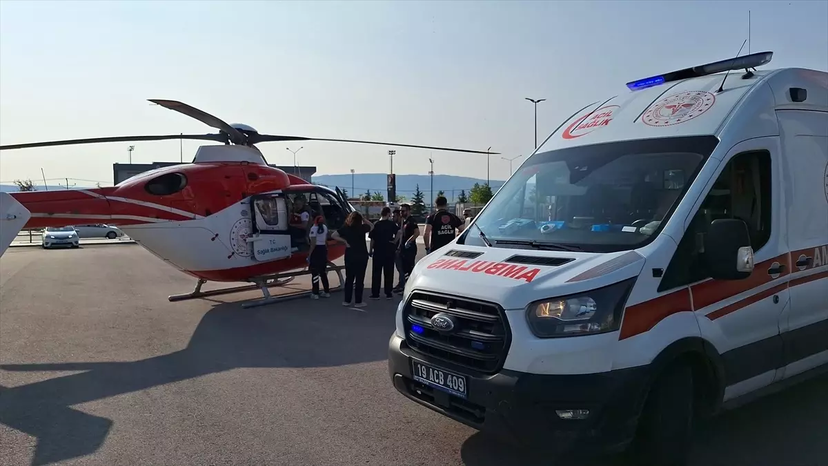 Osmancık'ta Sulama Kanalına Düşen Otomobilde 2 Aylık Bebek Yaralandı