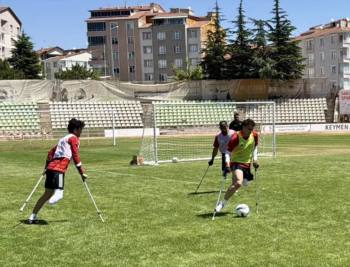 Ampute Milli Futbol Takımı Kırşehir'de Kamp Yapıyor