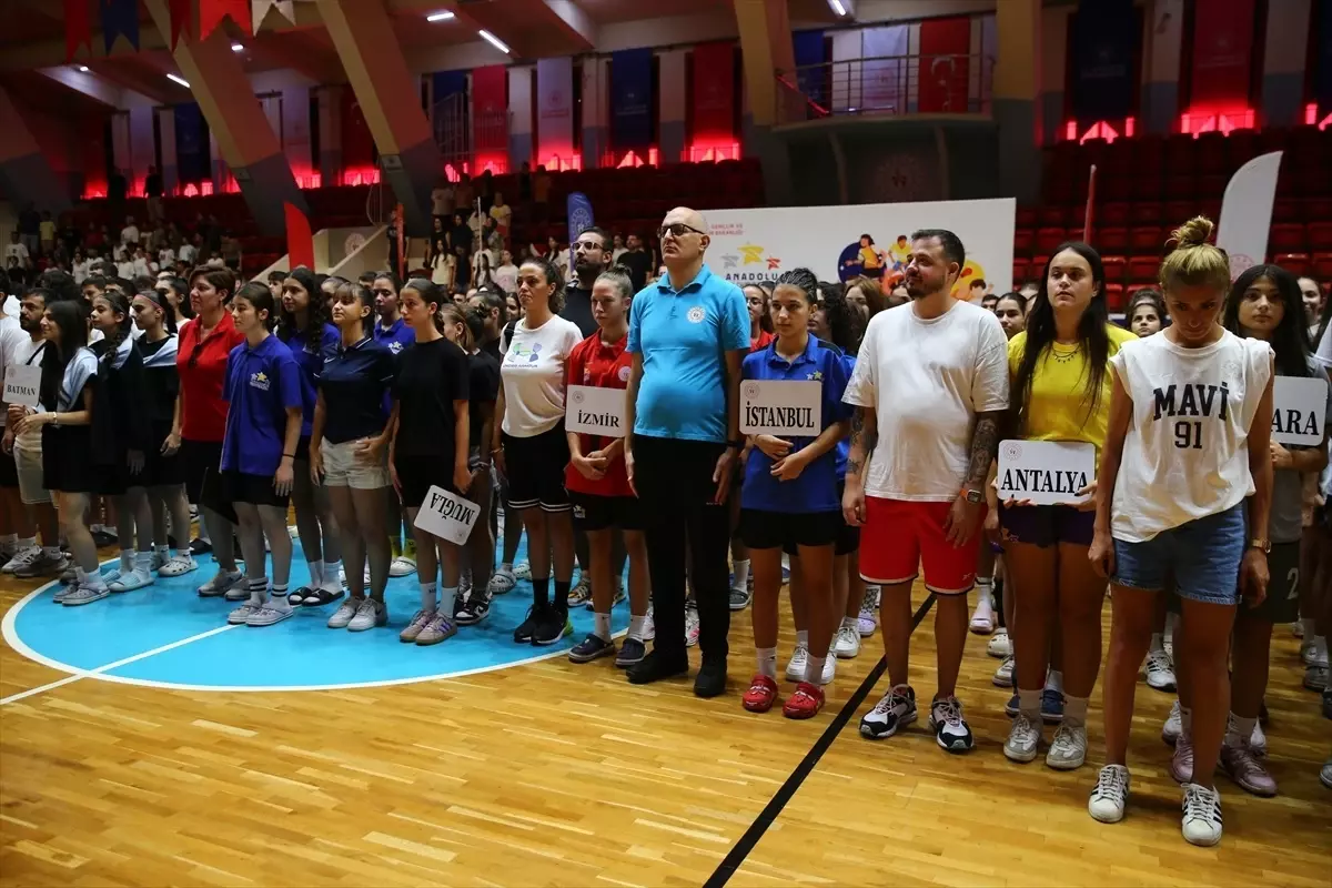 Anadolu Yıldızlar Ligi Basketbol Türkiye Şampiyonası Adana'da Başladı