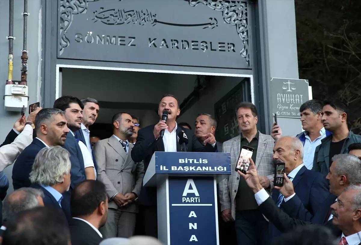 Anahtar Parti Genel Başkanı Ağıralioğlu, Bitlis'te İl Başkanlığı Binayı Açtı