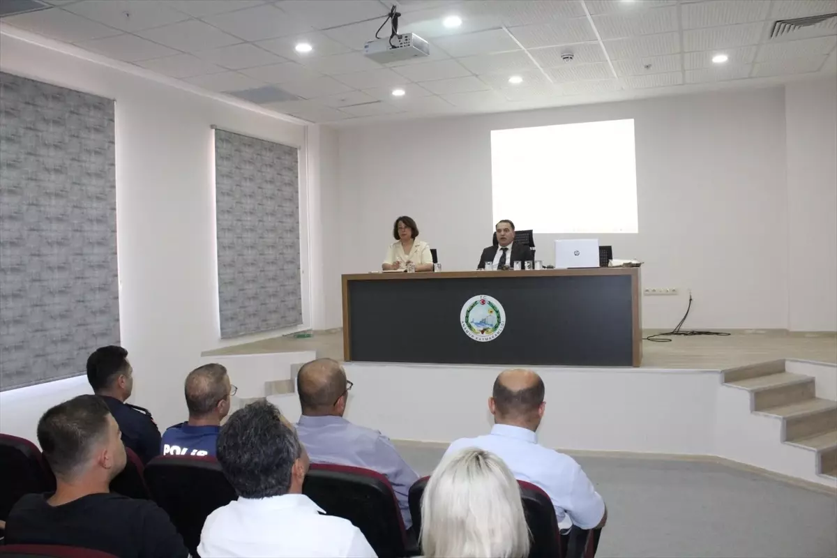 Anamur'da Muhtarlar Toplantısı Gerçekleştirildi