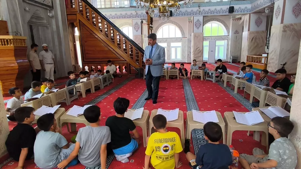 Mersin Anamur'da Yaz Kur'an Kursları Başladı