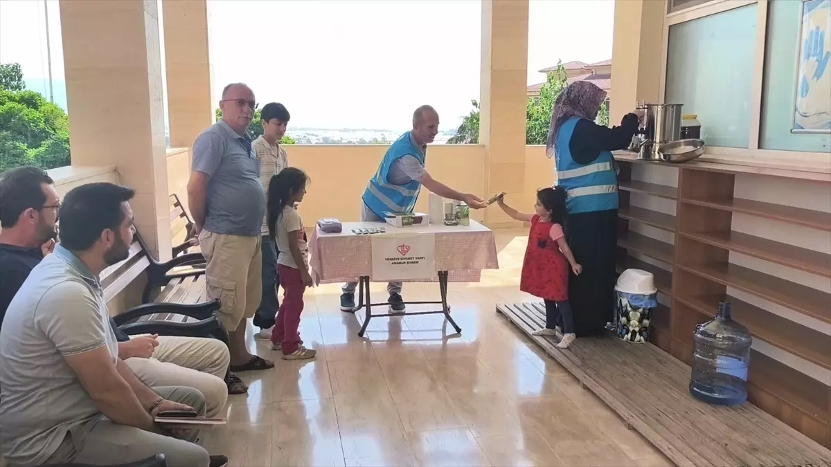 Anamur Müftülüğü'nden YKS Öğrilerine Destek İkramı