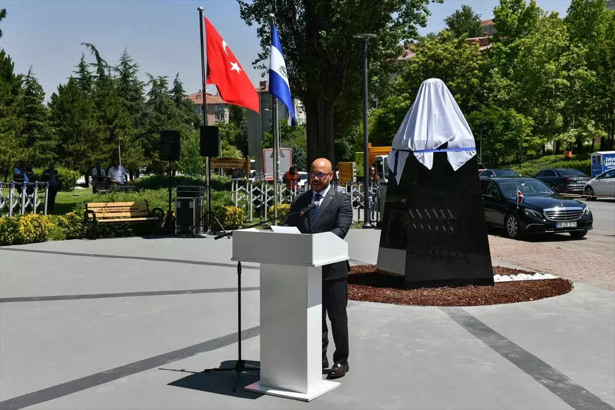 El Salvador Cumhuriyeti Parkı Ankara'da Açıldı