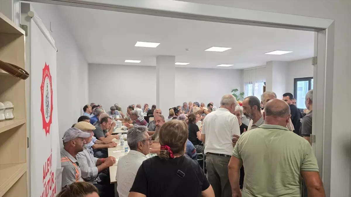 Başak Gürkan Arslan İçin Lokma Dağıtıldı