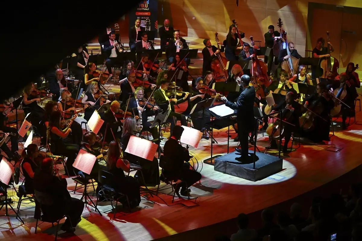 Cumhurbaşkanlığı Senfoni Orkestrası, Ankara Kültür Yolu Festivali'nde Açılış Konseri Verdi