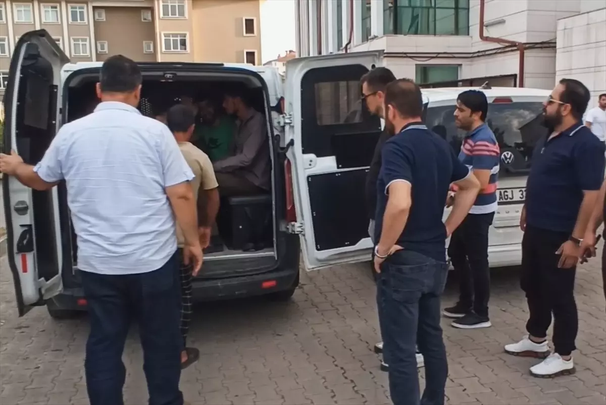 İnşaat Malzemesi ve Kablo Hırsızlığı Operasyonu: 9 Zanlı Tutuklandı