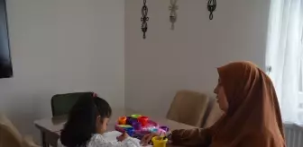 Zihinsel Engelli Meryem'e Anne Oldu: Esra Sarıcaoğlu'nun Hikayesi