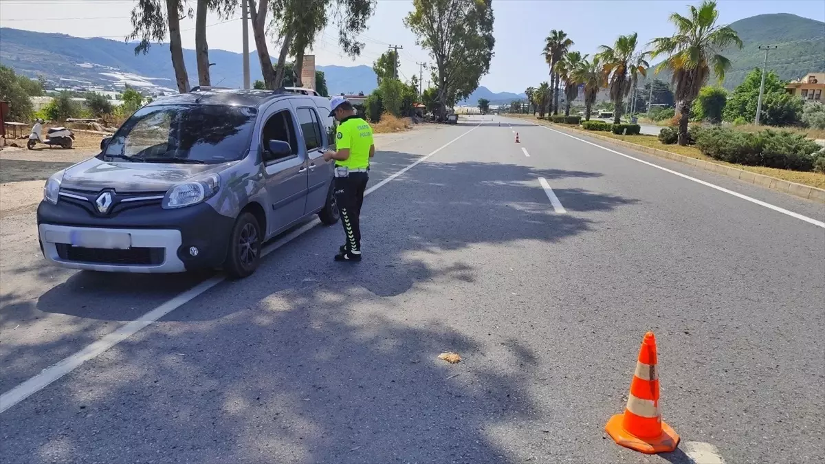 Antalya'da Trafik Denetimlerinde 18 Bin 789 Cezalı Sürücü