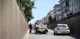 Antalya'da Alt Geçitte Takla Atan Araçta Sürücü Yaralandı