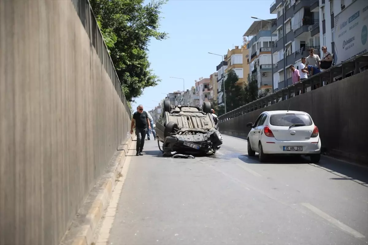 Antalya'da Alt Geçitte Takla Atan Araçta Sürücü Yaralandı