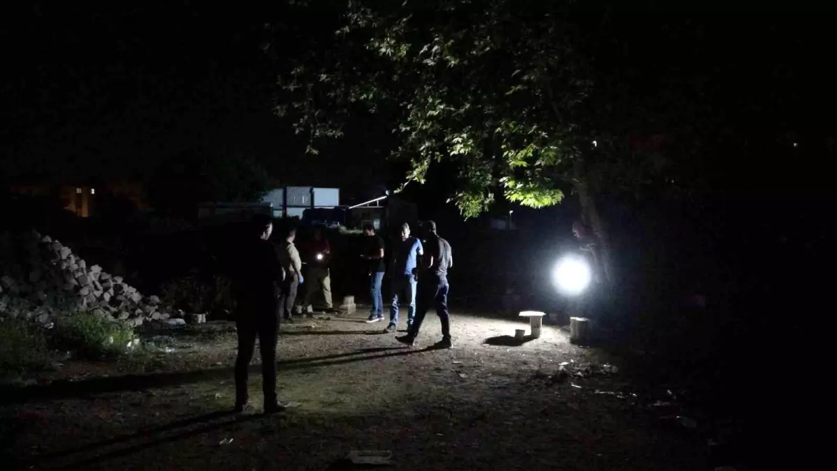 Antalya'da Baba, Oğlunu Bıçaklayarak Öldürdü