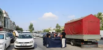 Antalya'da Araçta Bir Kişi Ölü Bulundu