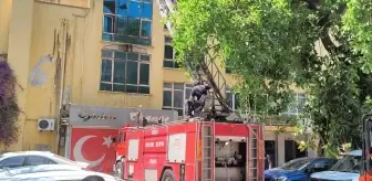 Antalya'da Boş Binada Yangın Çıktı