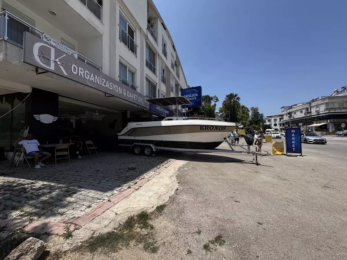 Antalya'da Çalınan Tekne Bulundu!
