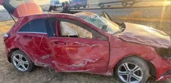 Antalya'da Otomobil Devrildi: 1 Ölü, 1 Yaralı