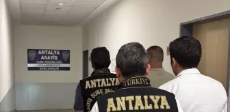 Antalya'da Nitelikli Dolandırıcılık Operasyonunda 2 Şüpheli Tutuklandı