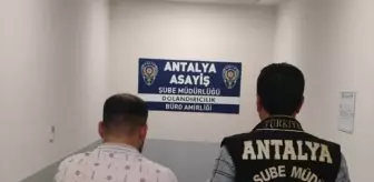 Antalya'da Dolandırıcılık Girişimi: İstihbarat Görevlisi Taklidi