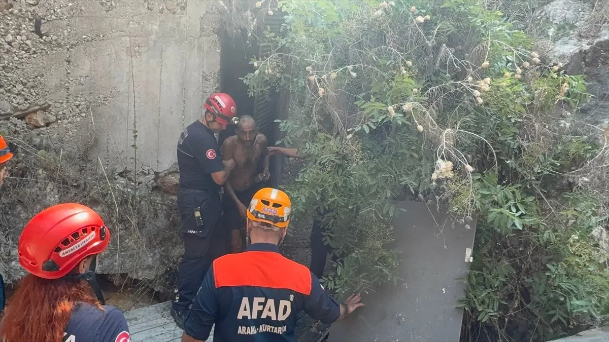 Falezlerden Düşen Kişi Kurtarıldı