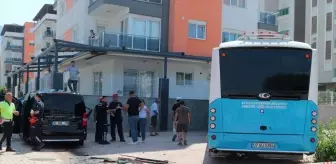 Antalya'da Otobüs ve Panelvan Çarpıştı: 3 Yaralı