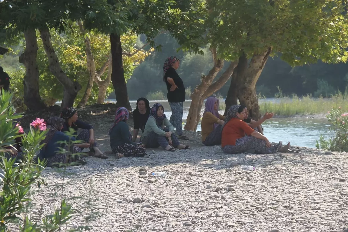 Serik'te Akıntıya Kapılan 15 Yaşındaki Çocuğu Bulmak İçin Çalışmalara Ara Verildi