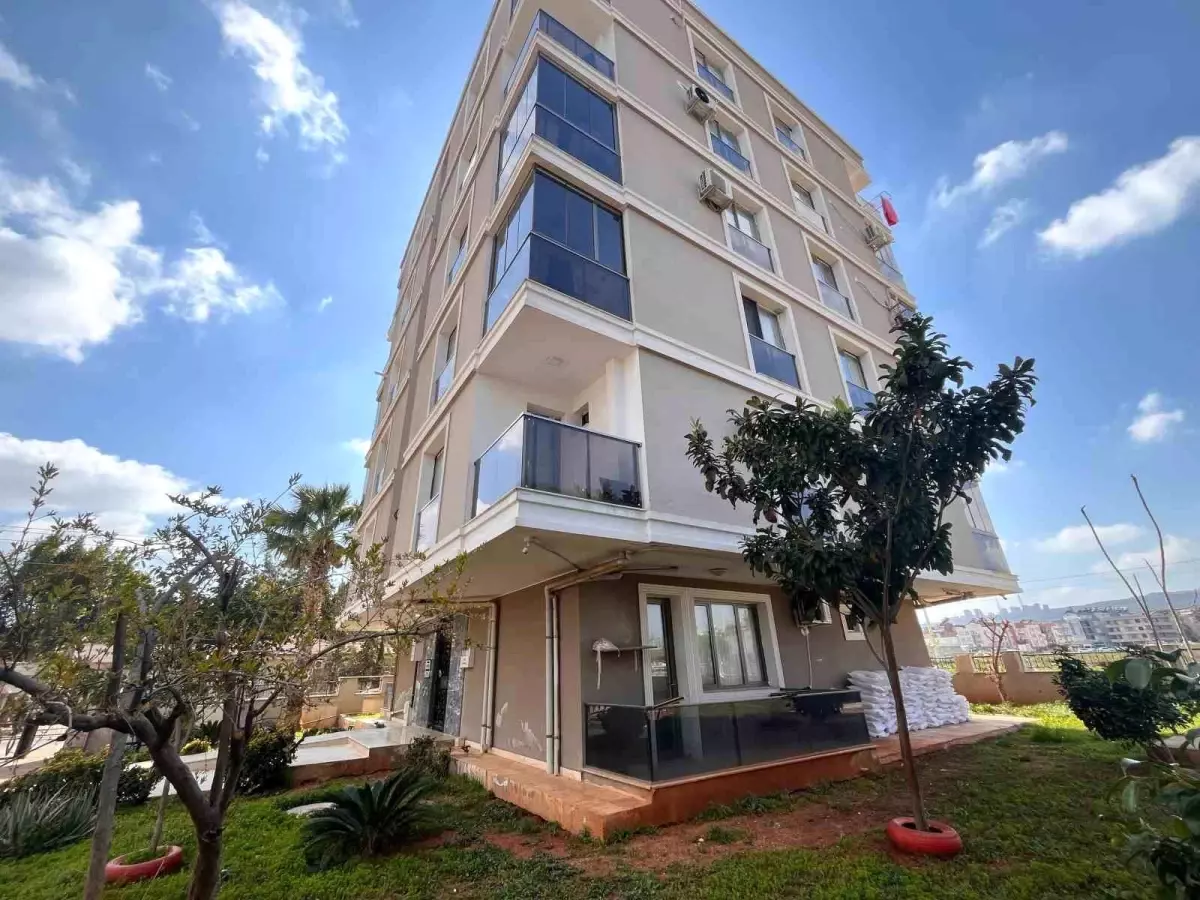 Antalya'da Eşini Kesici Aletle Öldüren Halit Can Sakman Hakkında İddianame Hazırlandı