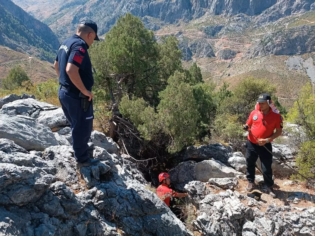 Antalya'da Kaybolan Alzheimer Hastası Kadın İçin Arama Çalışmaları Başlatıldı