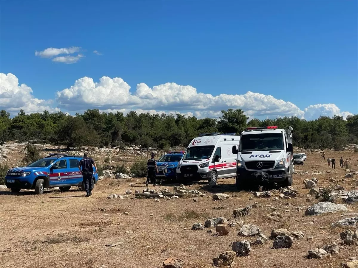 Define Ararken Jeneratör Gazından Zehirlenen 3 Kişiden Biri Hayatını Kaybetti