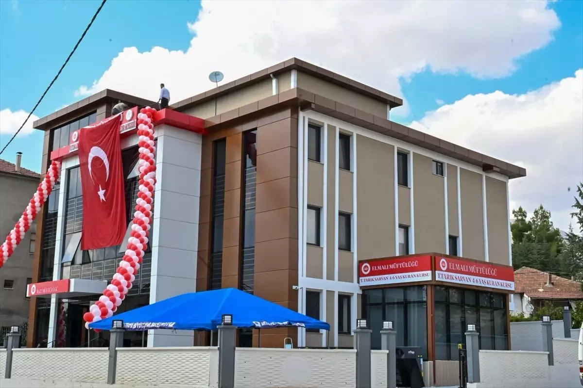 Elmalı'da Yeni Kur'an Kursu ve Gençlik Merkezi Açıldı