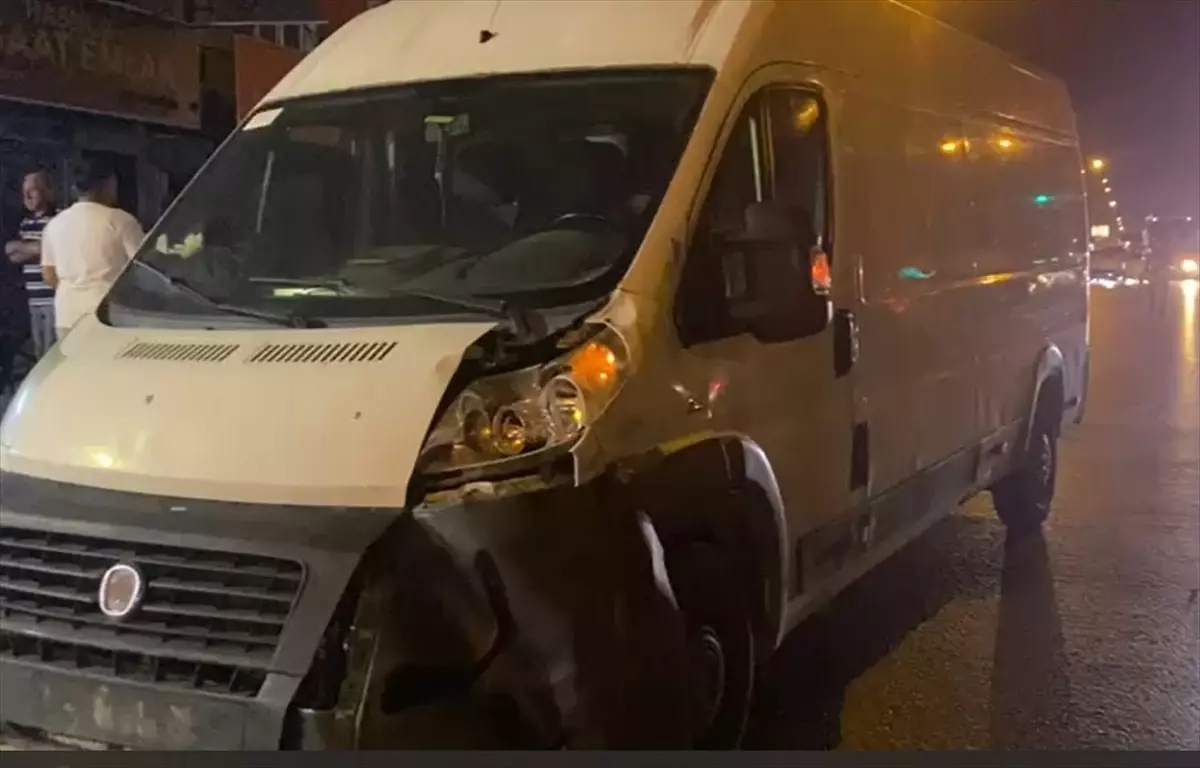 Antalya'da Minibüsün Çarptığı 12 Yaşındaki Çocuk Hayatını Kaybetti