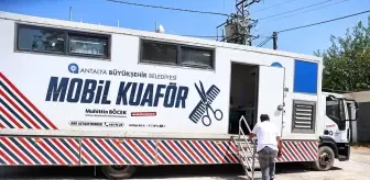 Antalya'nın Mobil Kuaför Tırı, Yaylalarda Ücretsiz Hizmet Verdi