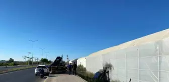 Antalya'da Otomobil Şarampole Devrildi, Sürücü Yaralandı