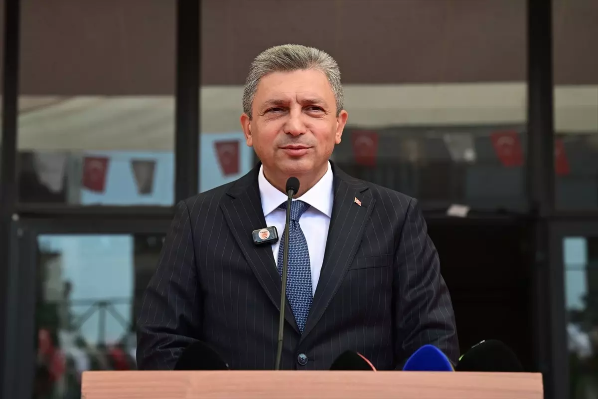 Antalya, Muğla, Isparta ve Burdur'da öğrenciler ders başı yaptı