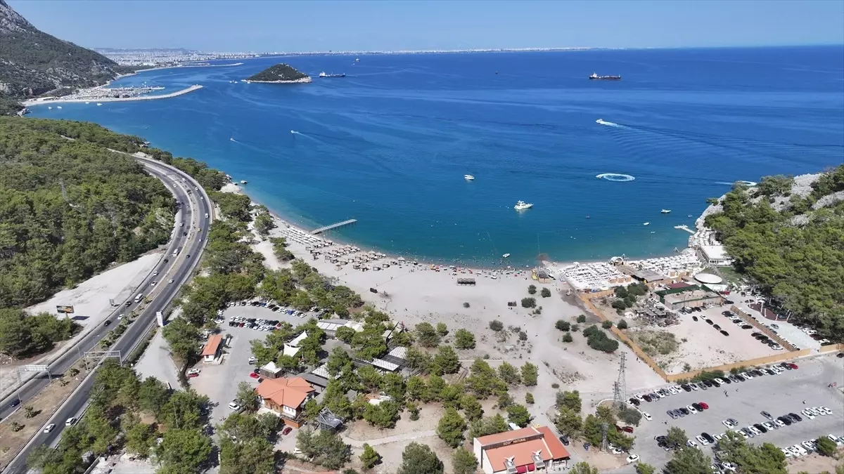 Büyük Çaltıcak Plajı: Antalya'nın Gizli Cenneti