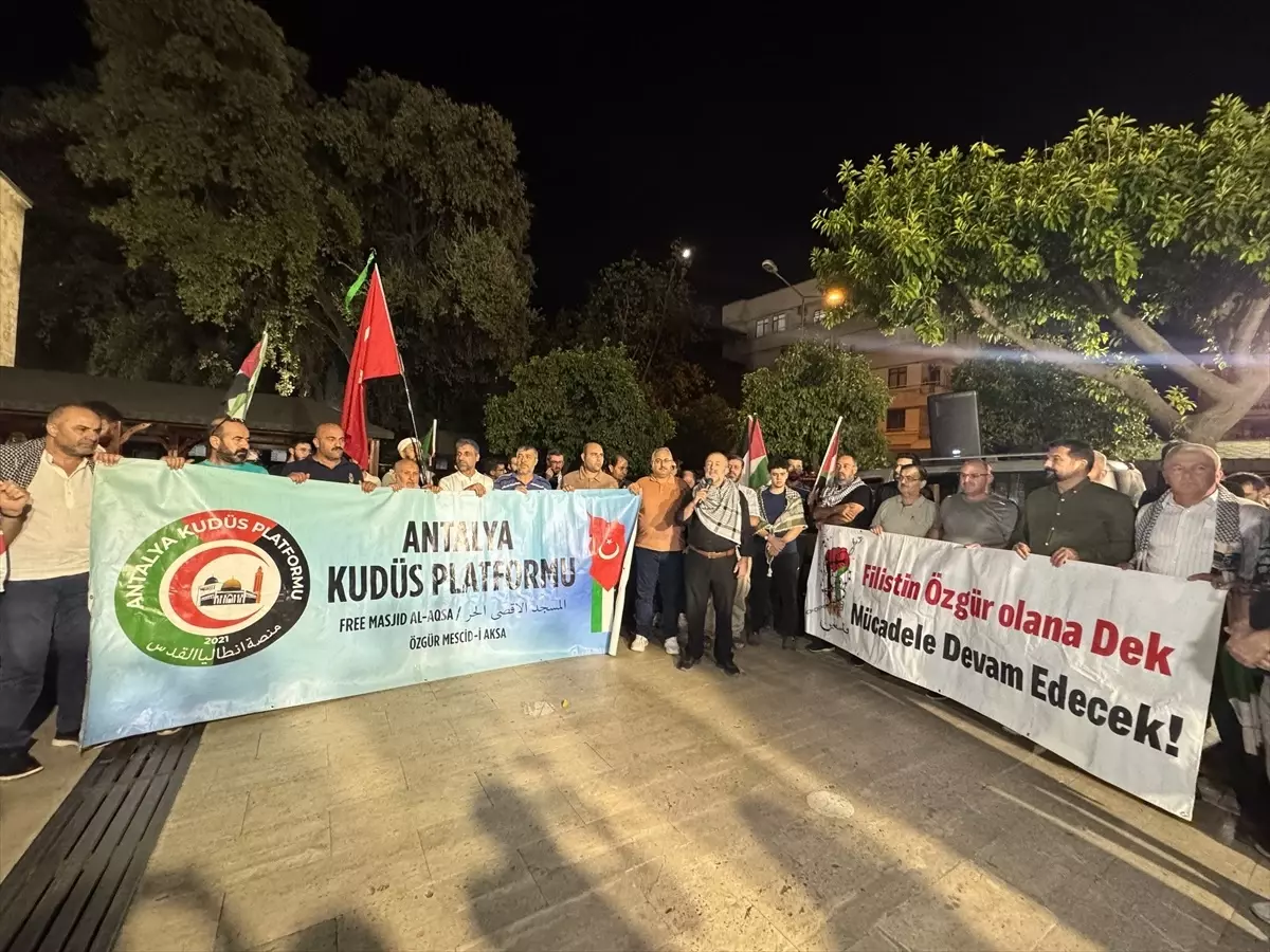İsrail Saldırıları Protesto Edildi