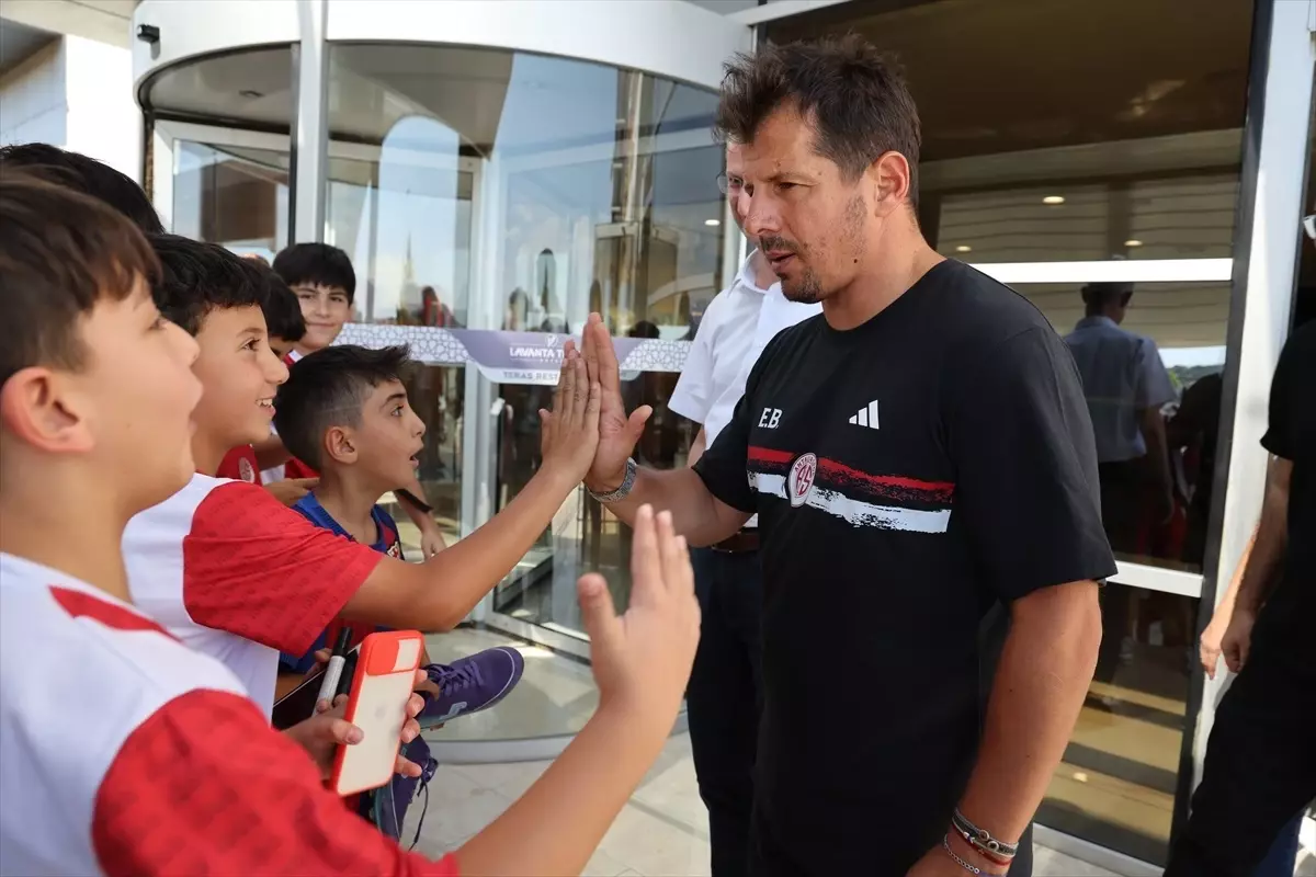 Antalyaspor Yeni Sezon Hazırlıklarına Burdur'da Başladı