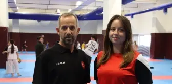 Milli Tekvandocu Sümeyye Nur Ergin Antrenör Oluyor