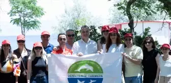 Aras Kargo, İzmir İnciraltı'nda Kıyı Temizliği Etkinliği Düzenledi