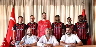 Arca Çorum FK, 6 Futbolcuyla Sözleşme İmzaladı