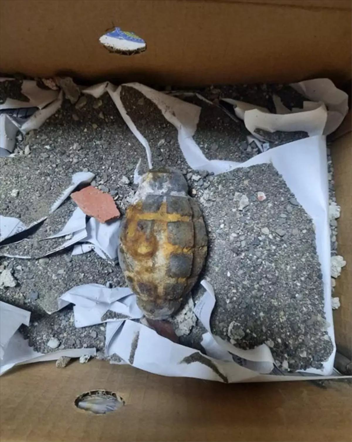 Ardahan'da Doğal Gaz Çalışmalarında El Bombası Bulundu