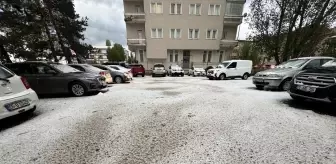 Ardahan'da Şiddetli Sağanak ve Dolu Hayatı Olumsuz Etkiledi