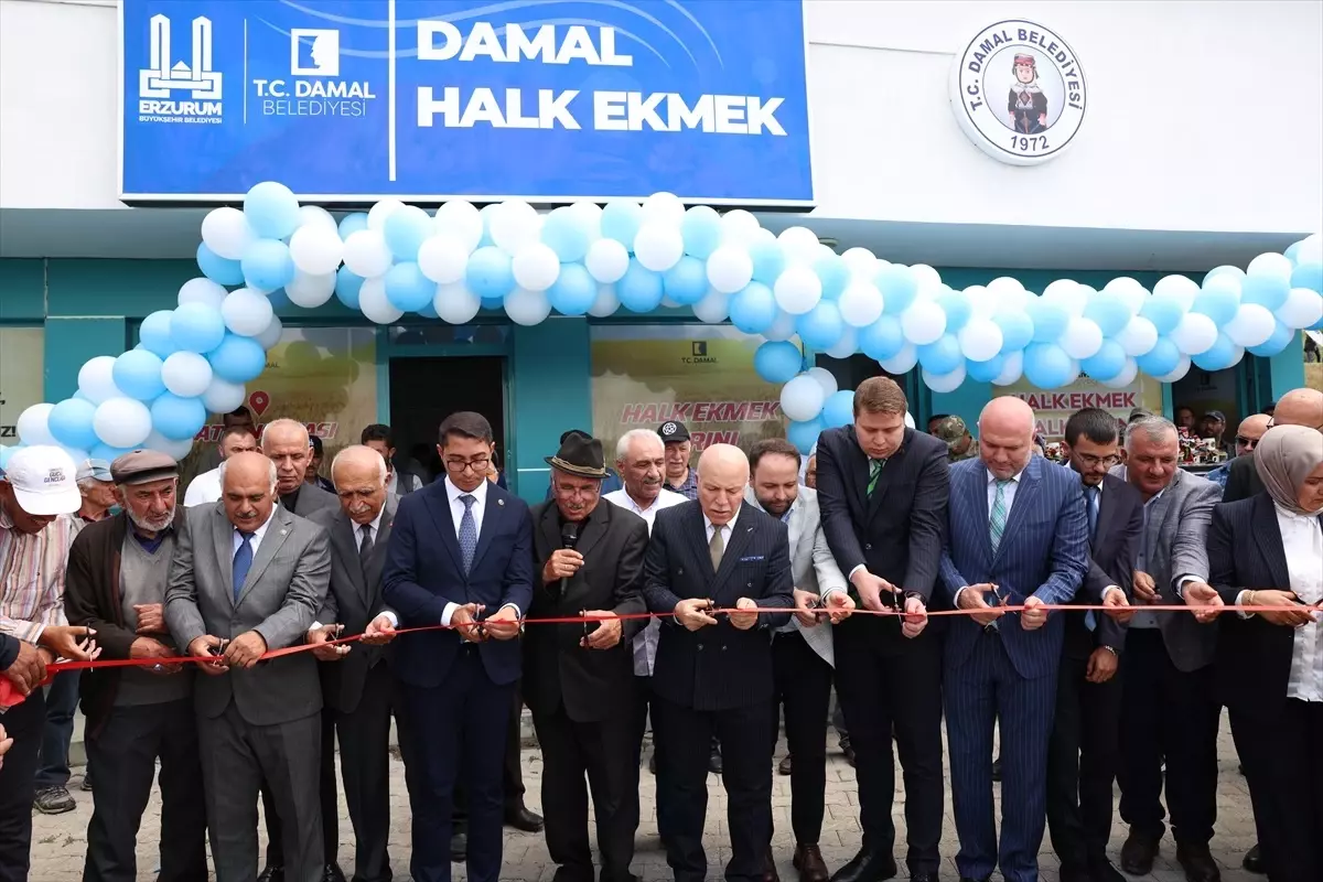 Damal'da Halk Ekmek Fırını Açıldı