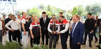Arhavi'de Çiftçilere 8 Bin Maviyemiş Fidanı Dağıtıldı