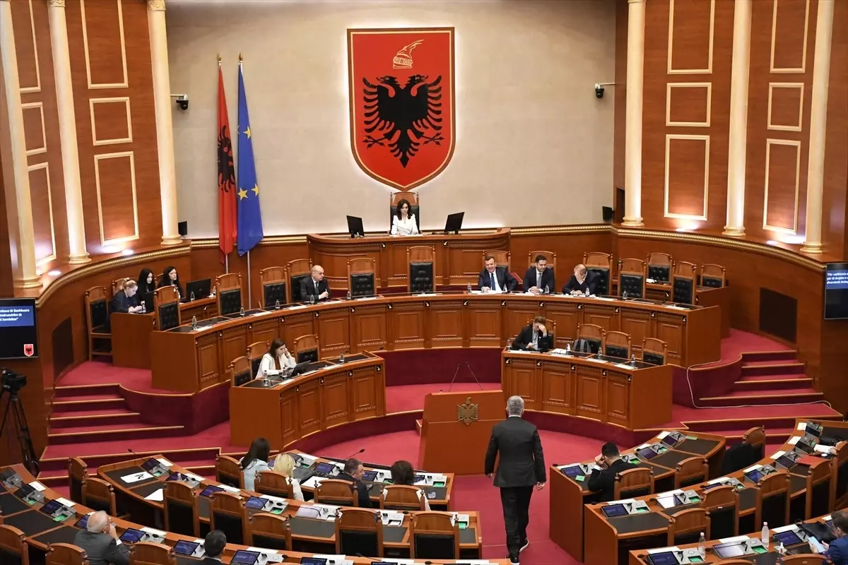 Arnavutluk Meclisi'nden Ukrayna ile Güvenlik Anlaşması Onayı