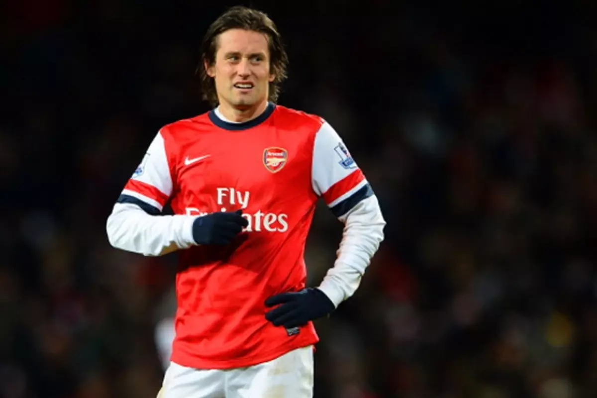 Arsenal'in eski yıldızı Rosicky kalp rahatsızlığı nedeniyle hastaneye kaldırıldı