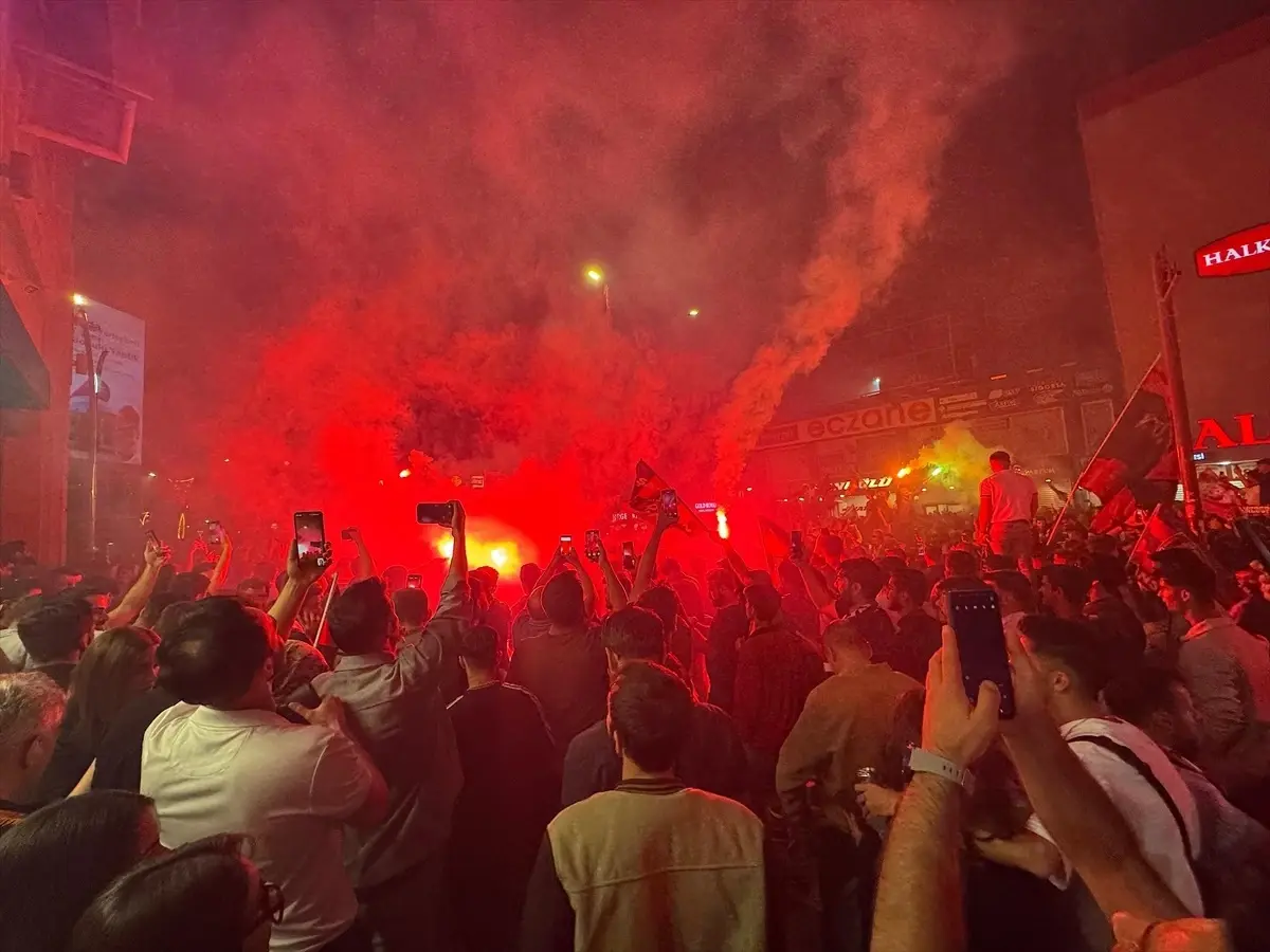 Artı Değer Vanspor, Trendyol 1. Lig'e Yükseldi
