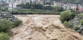 Artvin'de Sağanak Nedeniyle Taşkın ve Heyelanlar Meydana Geldi