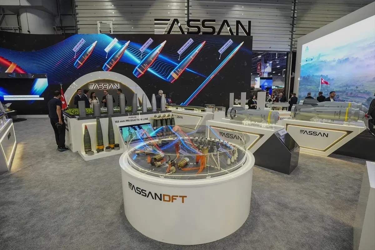 Assan Group, IDEF 2025'te Yeni Mühimmat ve Hibrit Güç Gruplarını Tanıttı