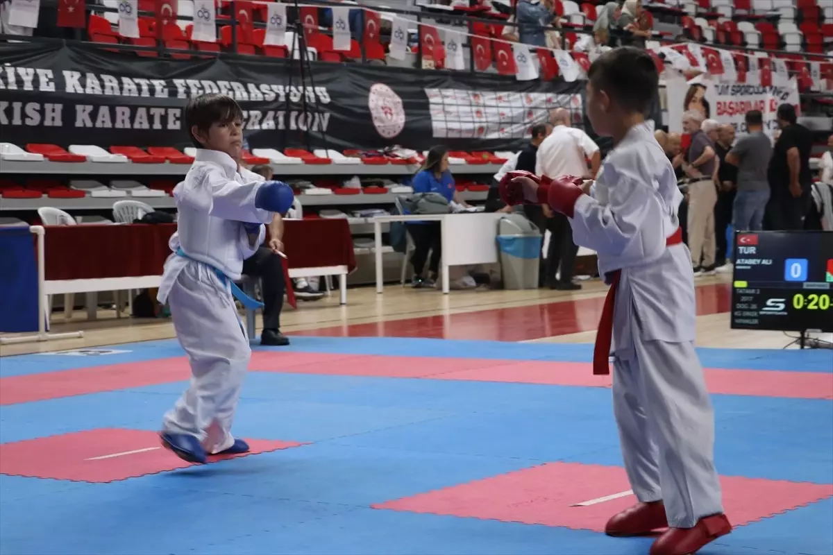 Asya Önel Türkiye Minikler Karate Şampiyonası Tekirdağ'da Tamamlandı