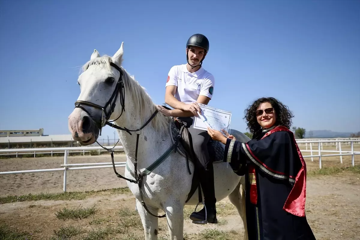 Uludağ Üniversitesi'nde Atçılık Mezuniyet Töreni Yapıldı